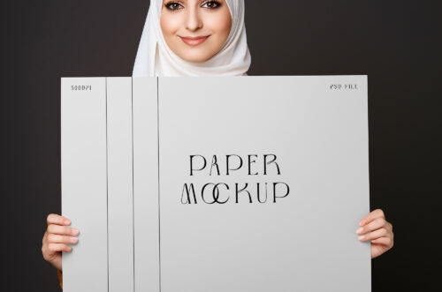 Free Download Islam woman holding paper isolated template